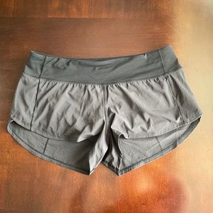 Lululemon Speed Up Shorts 2.5in